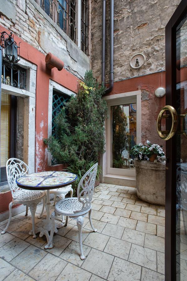 Hotel Santo Stefano Venice Exterior photo