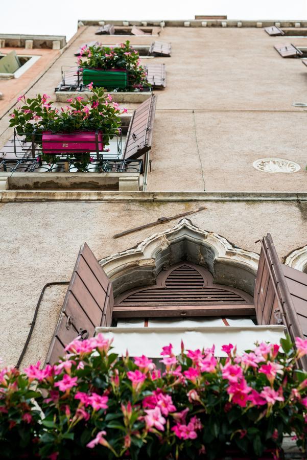 Hotel Santo Stefano Venice Exterior photo